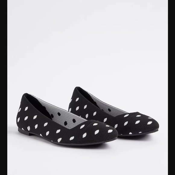 torrid Shoes - Torrid POLKA DOT FLATS - KNIT BLACK Size 10.5